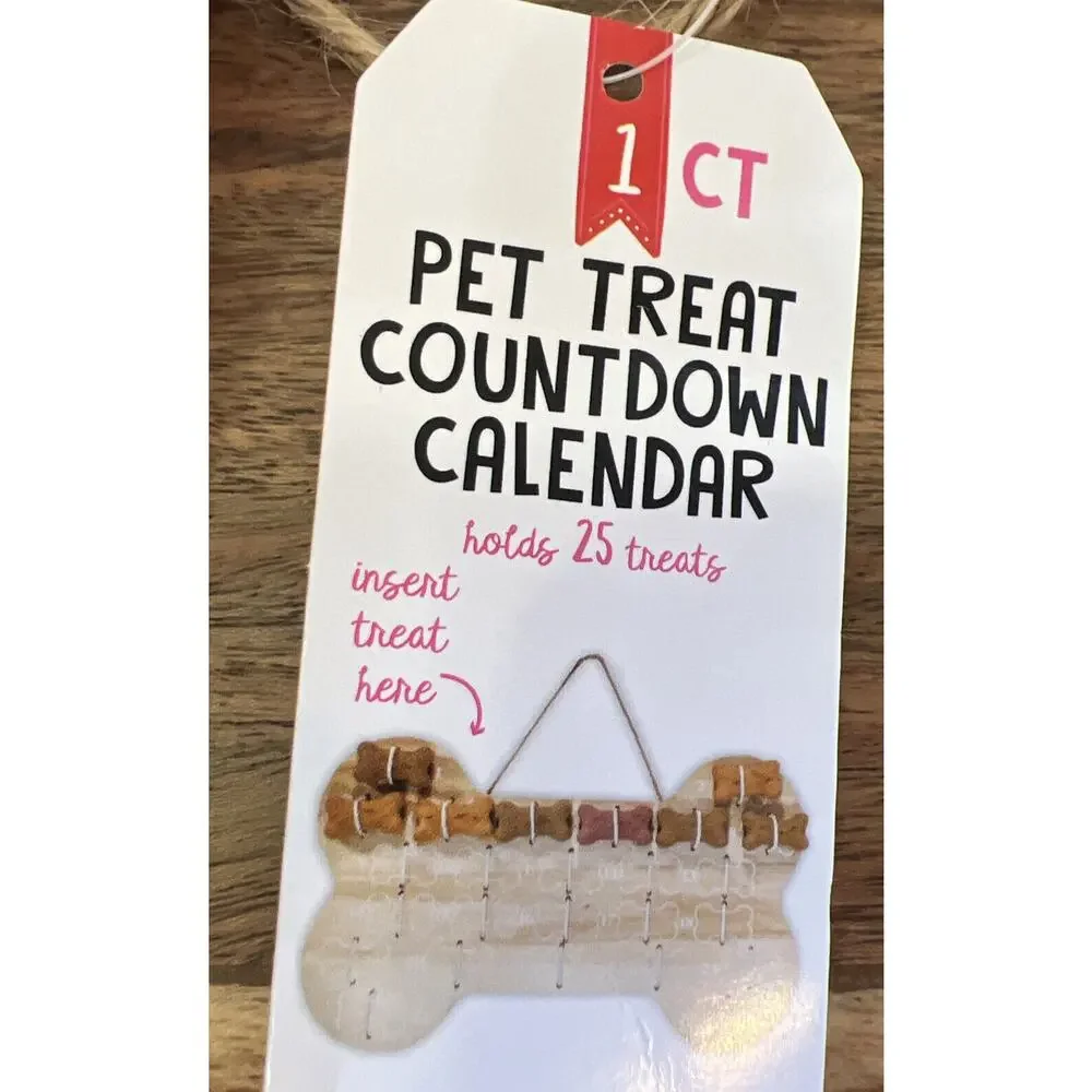 PET COUNTDOWN CALENDAR Holds 25 Toys Treats Insert Dog Bone Hanging New